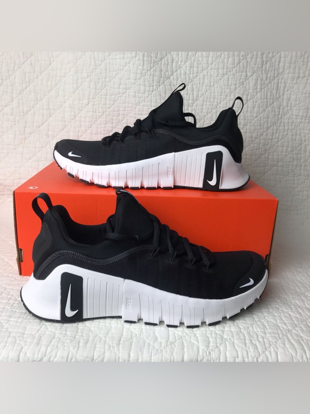 Nike Free Metcon 6 Shoes Women’s SZ 9.5 Black White FJ7126-001